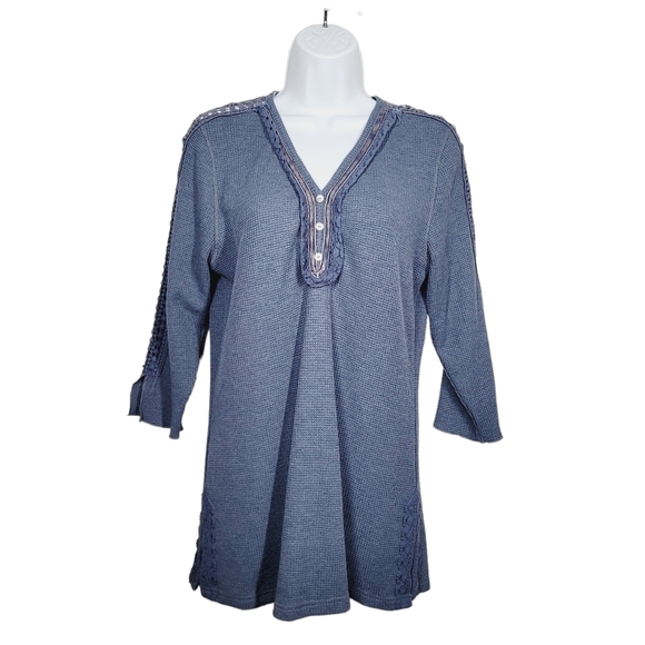 Paparazzi Waffle Knit Blouse - Picture 1 of 5